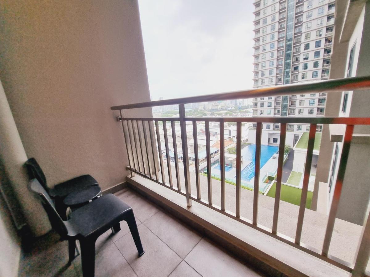 Sunway Paradise Home Staycation Ph2100 Self Check In Out Subang Jaya Exterior photo